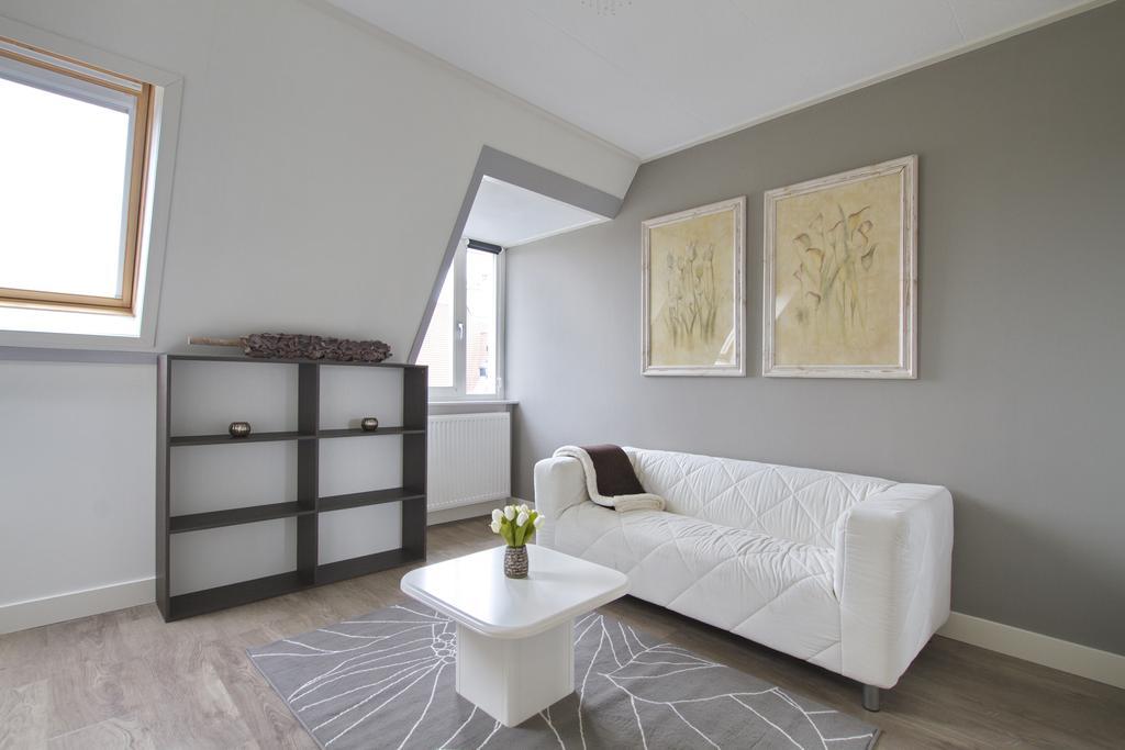 Bed & Breakfast Wit 51 Нордвейк Номер фото