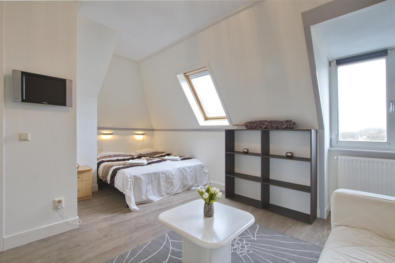 Bed & Breakfast Wit 51 Нордвейк Номер фото